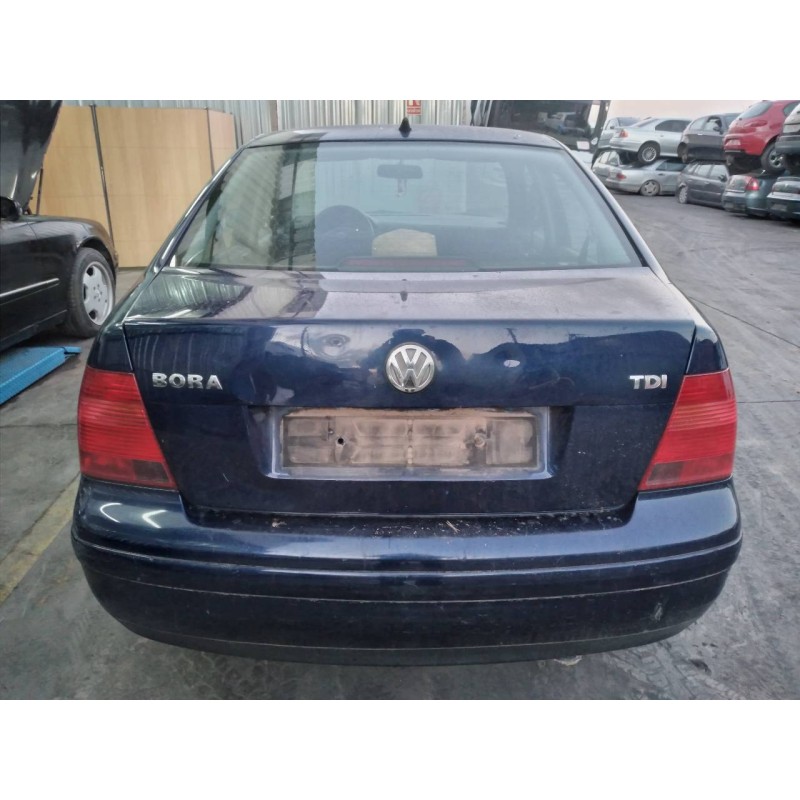 volkswagen bora berlina (1j2) del año 2000