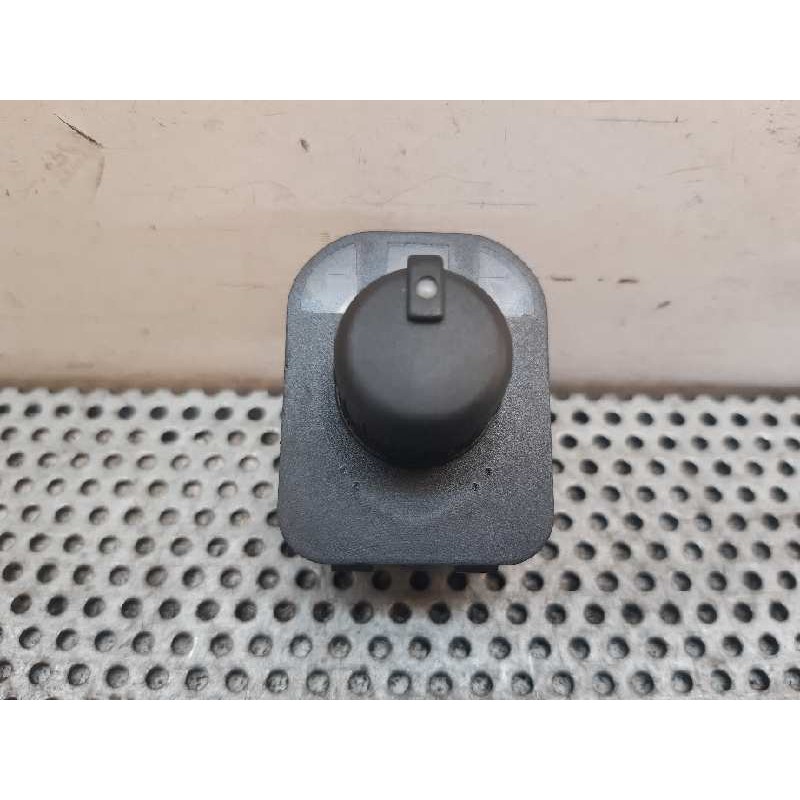 Recambio de mando retrovisor para audi a3 sportback (8p) 1.6 attraction referencia OEM IAM 8E0959565  