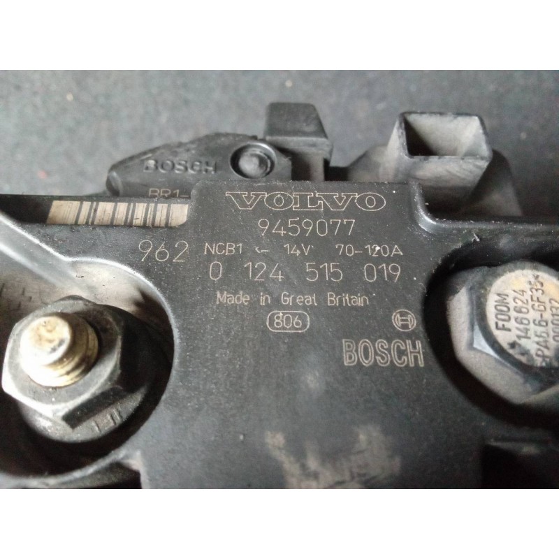 Recambio de alternador para volvo c70 coupe 2.4 turbo cat referencia OEM IAM 0124515019 9459077 BOSCH 4