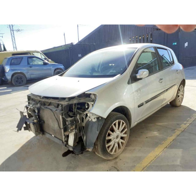 renault clio iii del año 2008