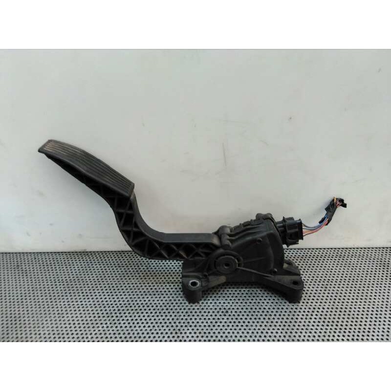 Recambio de potenciometro pedal para kia cerato 2.0 ex crdi berlina (4-ptas.) referencia OEM IAM 050524A0329  