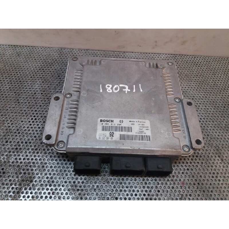 Recambio de centralita motor uce para peugeot 807 sr pack referencia OEM IAM 0281011334 9652590480 BOSCH