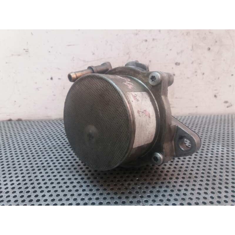 Recambio de depresor freno / bomba vacio para fiat punto berlina (188) 1.3 jtd cat referencia OEM IAM - Blanco 4