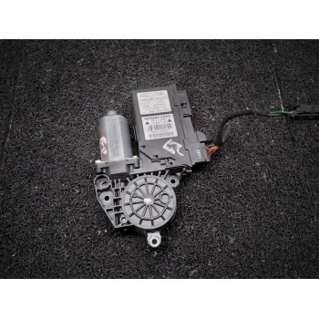 MOTOR ELEVALUNAS DELANTERO DERECHO 8E1959802B 5WK47006DBF 