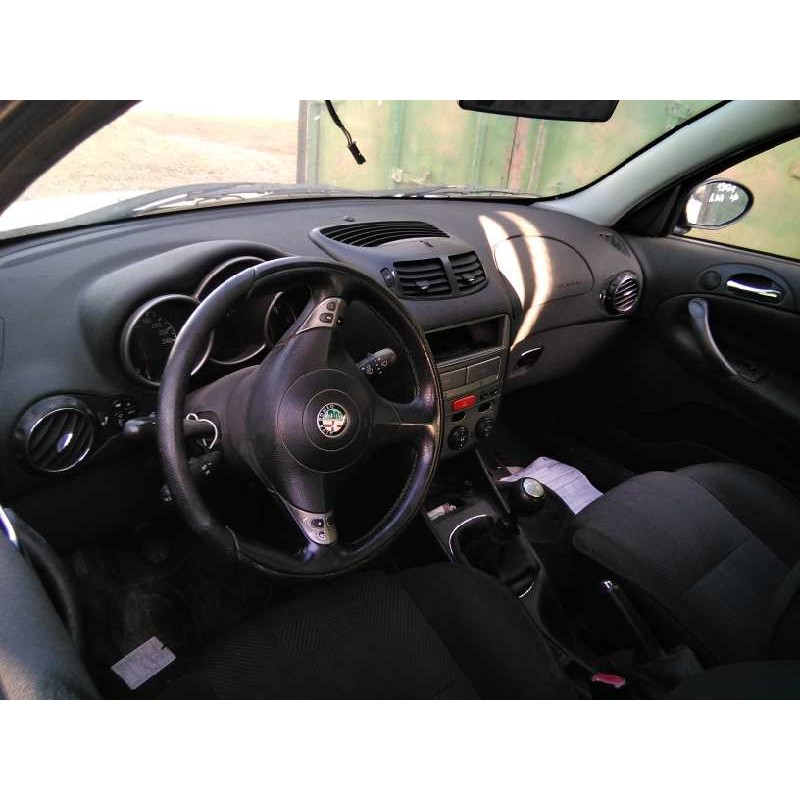alfa romeo 147 (190) del año 2004