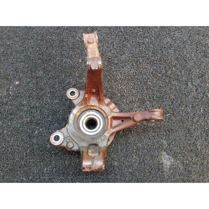 Recambio de mangueta delantera derecha para dacia sandero stepway comfort referencia OEM IAM - Blanco 3