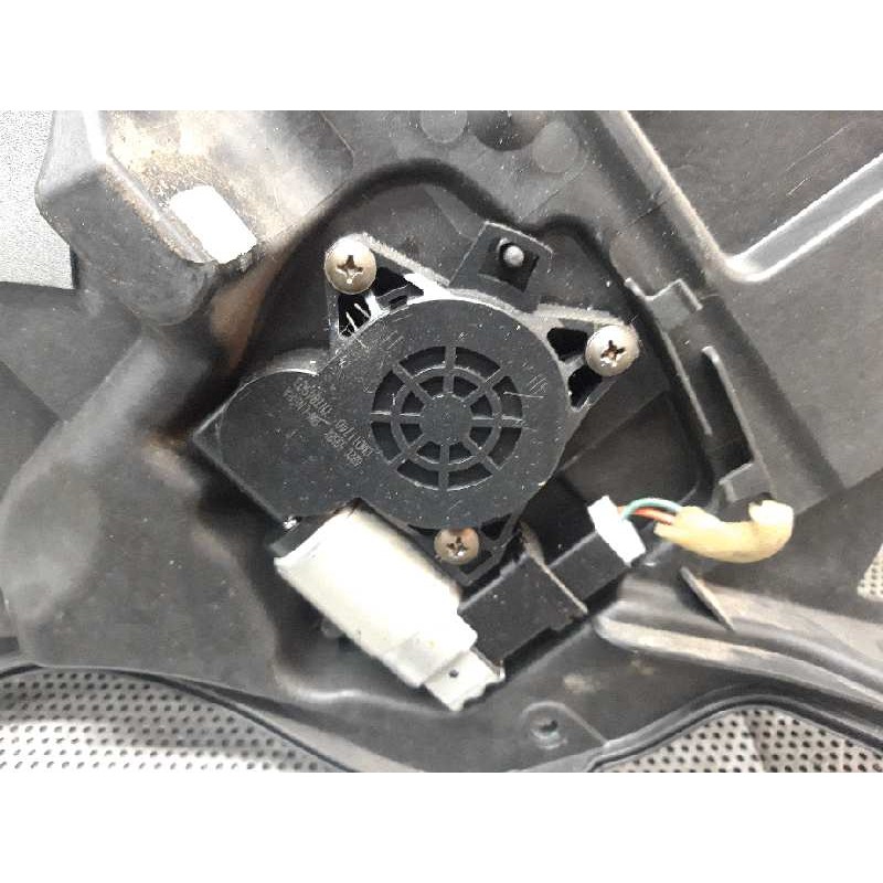 Recambio de elevalunas trasero derecho para mazda 2 berlina (dy) 1.4 crtd active referencia OEM IAM 3