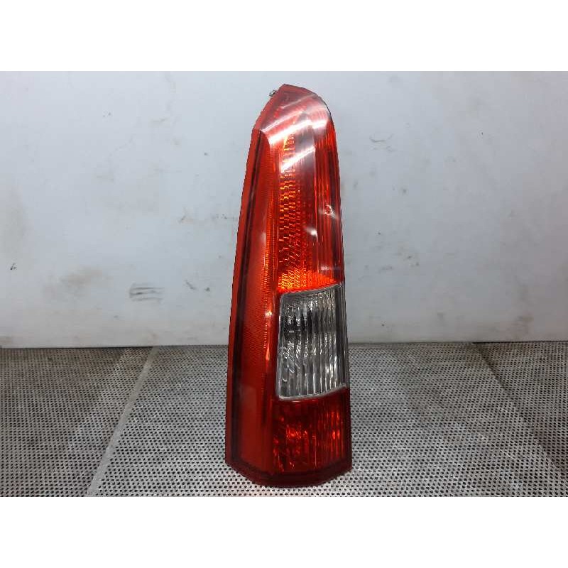 Recambio de piloto trasero izquierdo para volvo v70 familiar d5 referencia OEM IAM   
