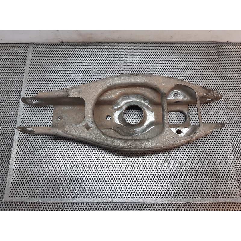 Recambio de brazo suspension inferior trasero derecho para bmw serie 3 berlina (e90) 320d referencia OEM IAM - Azul 2