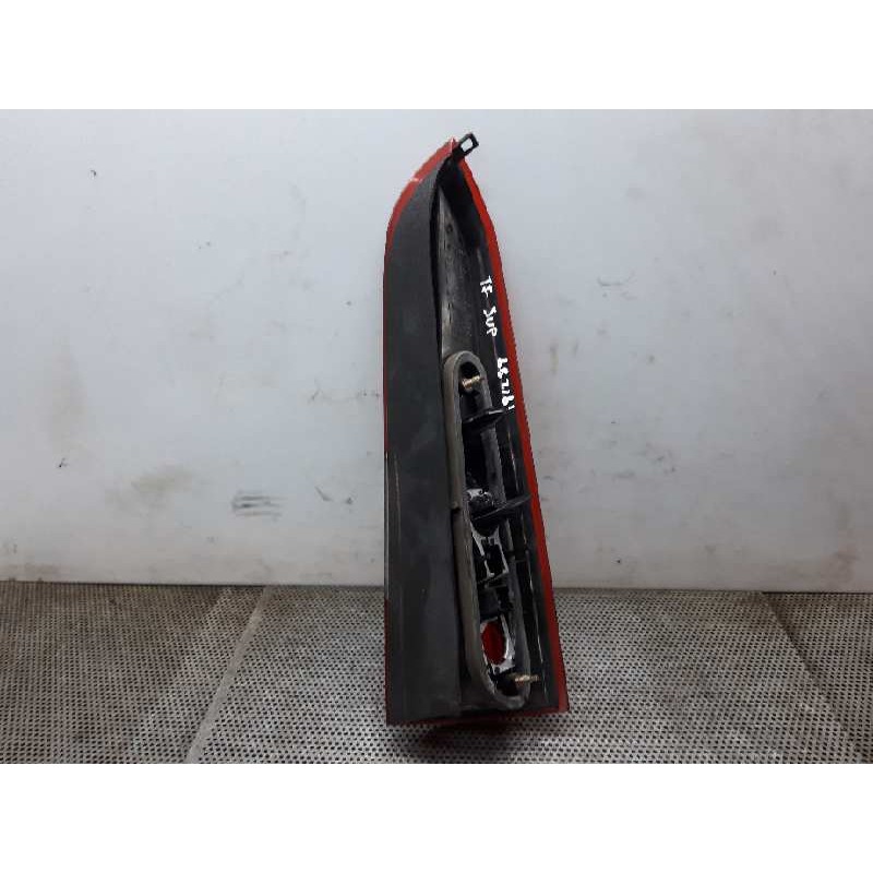 Recambio de piloto trasero izquierdo para volvo v70 familiar d5 referencia OEM IAM - Azul 2