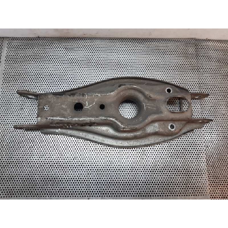 Recambio de brazo suspension inferior trasero izquierdo para bmw serie 3 berlina (e90) 320d referencia OEM IAM   