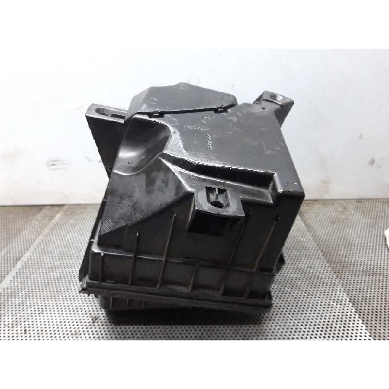 Recambio de filtro aire para volvo v70 familiar d5 referencia OEM IAM 2680953 - Azul 2