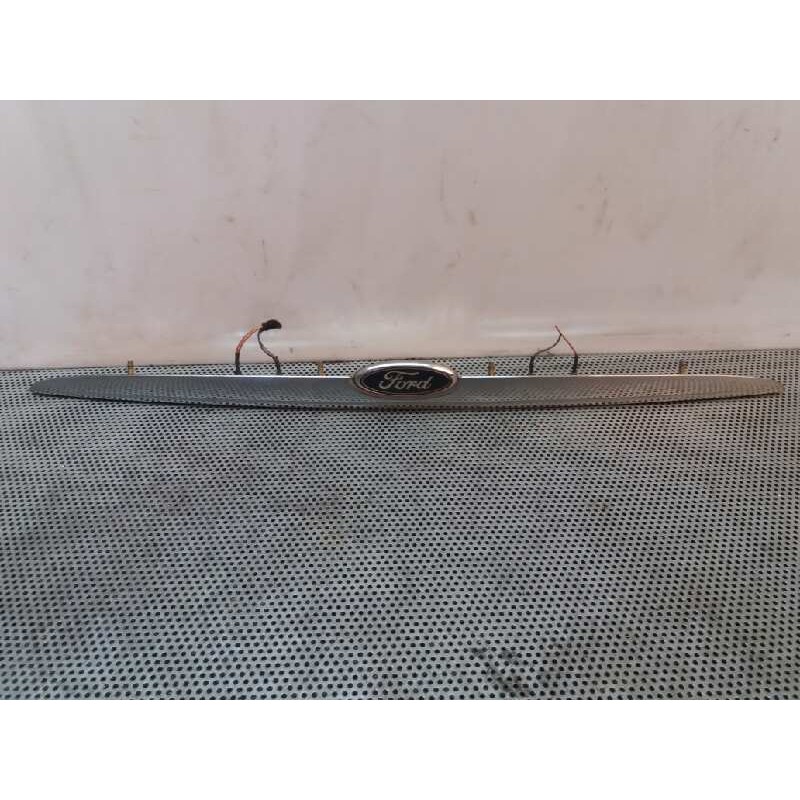Recambio de molduras traseras para ford mondeo berlina (gd) ambiente referencia OEM IAM   