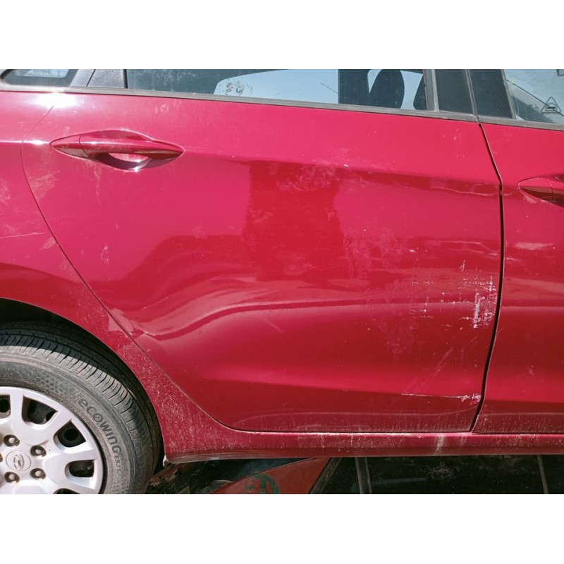 Recambio de puerta trasera derecha para hyundai i30 (gd) essence referencia OEM IAM - Rojo 2
