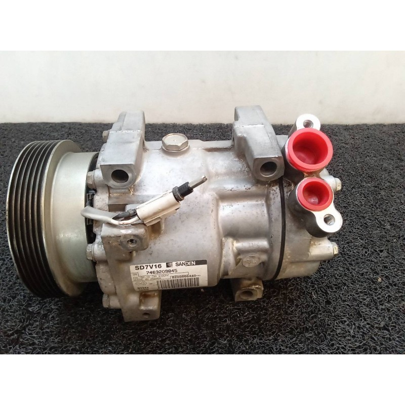 Recambio de compresor aire acondicionado para dacia sandero básico referencia OEM IAM 8200866440 1069 7463209845