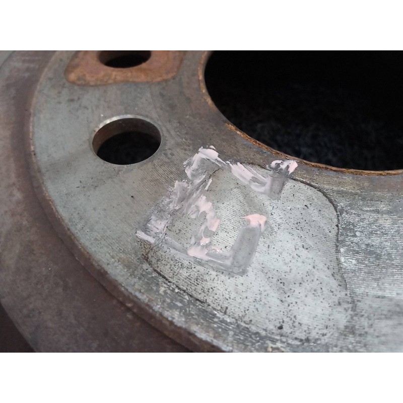 Recambio de disco de freno trasero para saab 9-3 berlina 2.0 t aero referencia OEM IAM 4