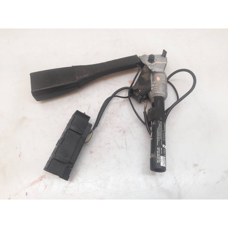 Recambio de pretensor airbag derecho para opel corsa d catch me referencia OEM IAM 6082931  