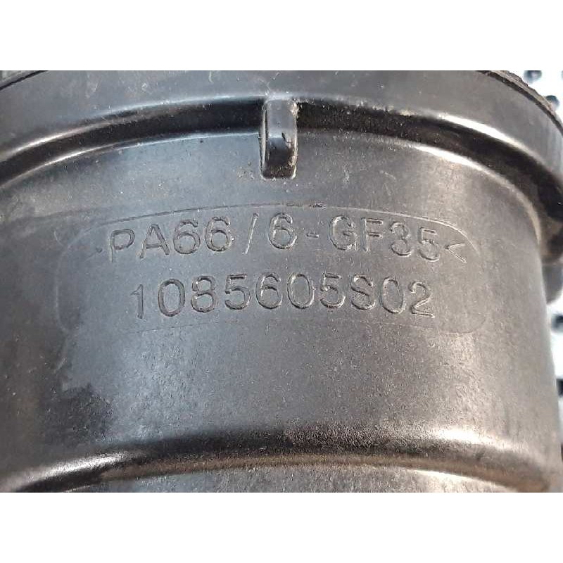Recambio de tubo para dacia sandero stepway referencia OEM IAM 1085605S02 1085617S01 2
