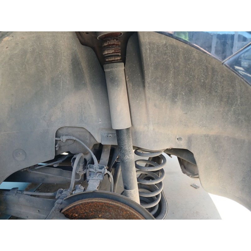 Recambio de amortiguador trasero izquierdo para volkswagen touran (1t2) advance bluemotion referencia OEM IAM 1T0512011AM  