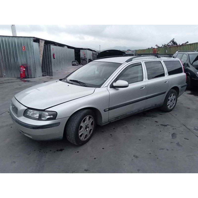 volvo v70 familiar del año 2001
