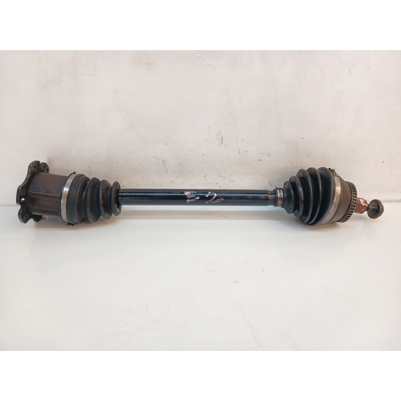 Recambio de transmision delantera derecha para audi a4 avant (8e) 2.0 tdi referencia OEM IAM 8E0407272AT  