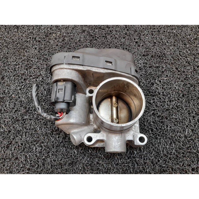 Recambio de caja mariposa para seat ibiza (6k1) stella referencia OEM IAM 408238321003 036133062B 