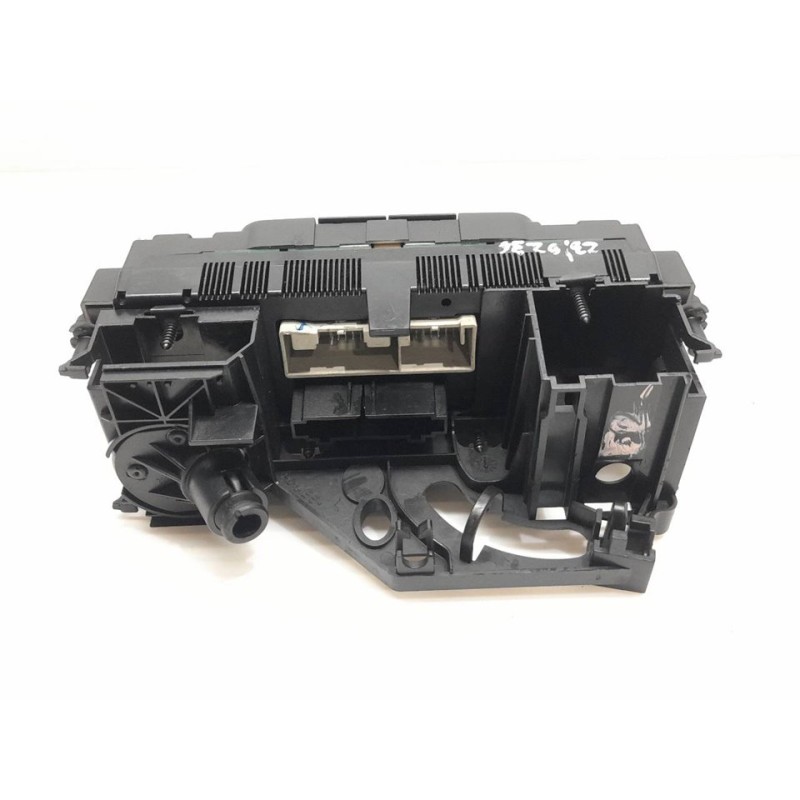 Recambio de mando climatizador para seat altea (5p1) emocion referencia OEM IAM 743138 - Blanco 3