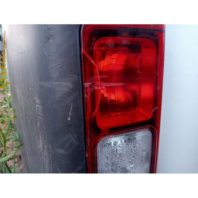 Recambio de faro antiniebla trasero izquierdo para opel vivaro b kasten/combi furgón l1h1 2.9t expression referencia OEM IAM - Blanco 2