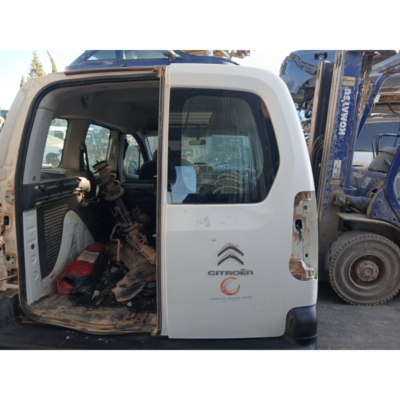 Recambio de puerta trasera derecha para citroën berlingo station wagon live edition referencia OEM IAM   