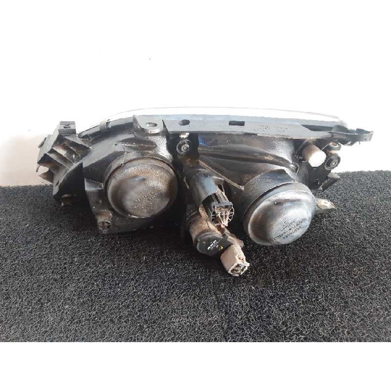 Recambio de faro derecho para toyota avensis berlina (t 22) 1.6 tempus (4-ptas.) referencia OEM IAM - Gris 2