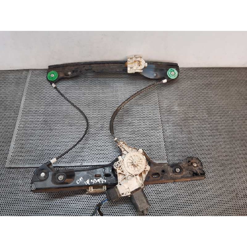 Recambio de elevalunas delantero derecho para bmw serie 3 berlina (e90) 320d referencia OEM IAM 6927028  