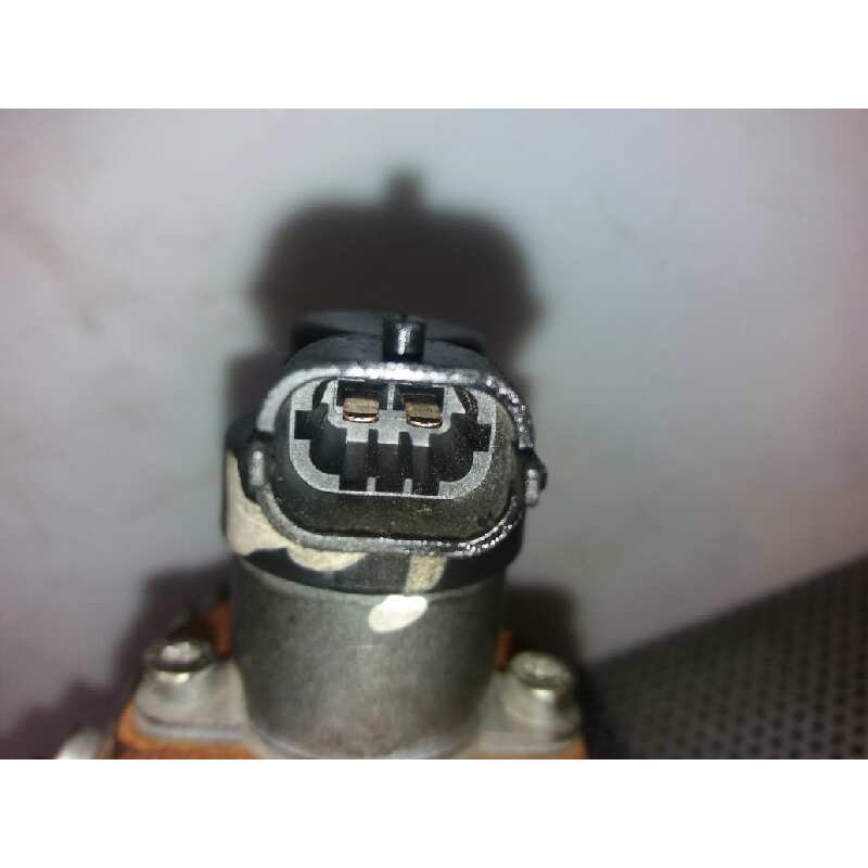 Recambio de bomba inyeccion para ford focus lim. (cb4) titanium referencia OEM IAM 0445010102  BOSCH - Blanco 3