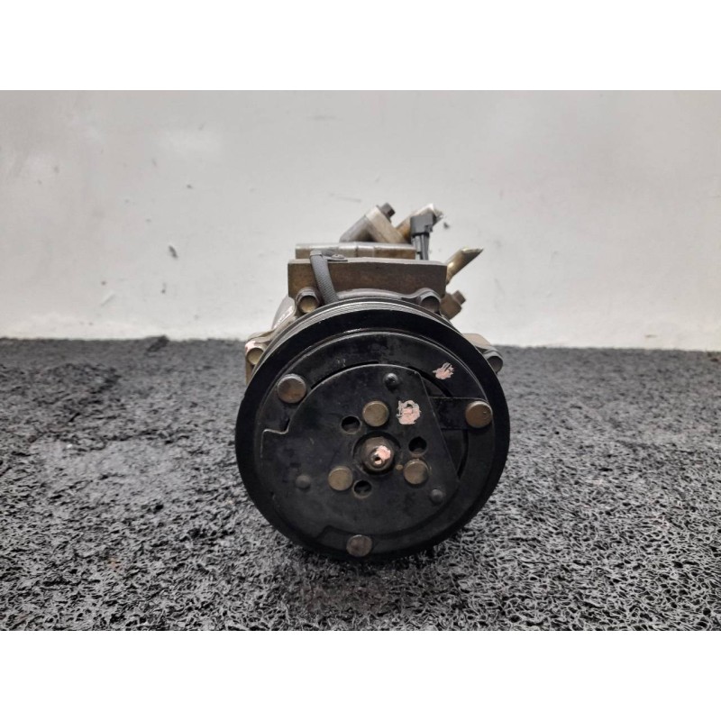 Recambio de compresor aire acondicionado para ford focus lim. (cb4) trend referencia OEM IAM 8FK351113951  BEHR 2