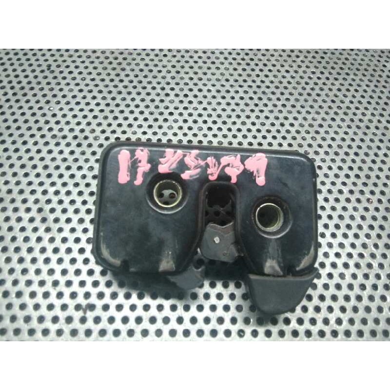 Recambio de cerradura maletero / porton para volkswagen polo berlina (6n2) 1.4 referencia OEM IAM XS0827505A 2