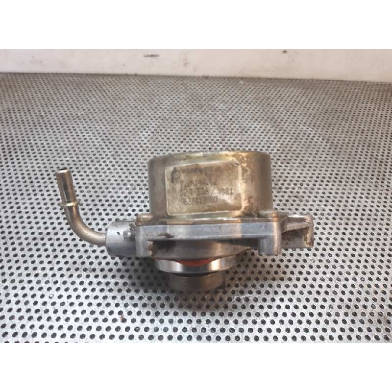 Recambio de depresor freno / bomba vacio para peugeot 206 berlina 1.4 hdi referencia OEM IAM 9637413980  PIERBURG - Gris 4