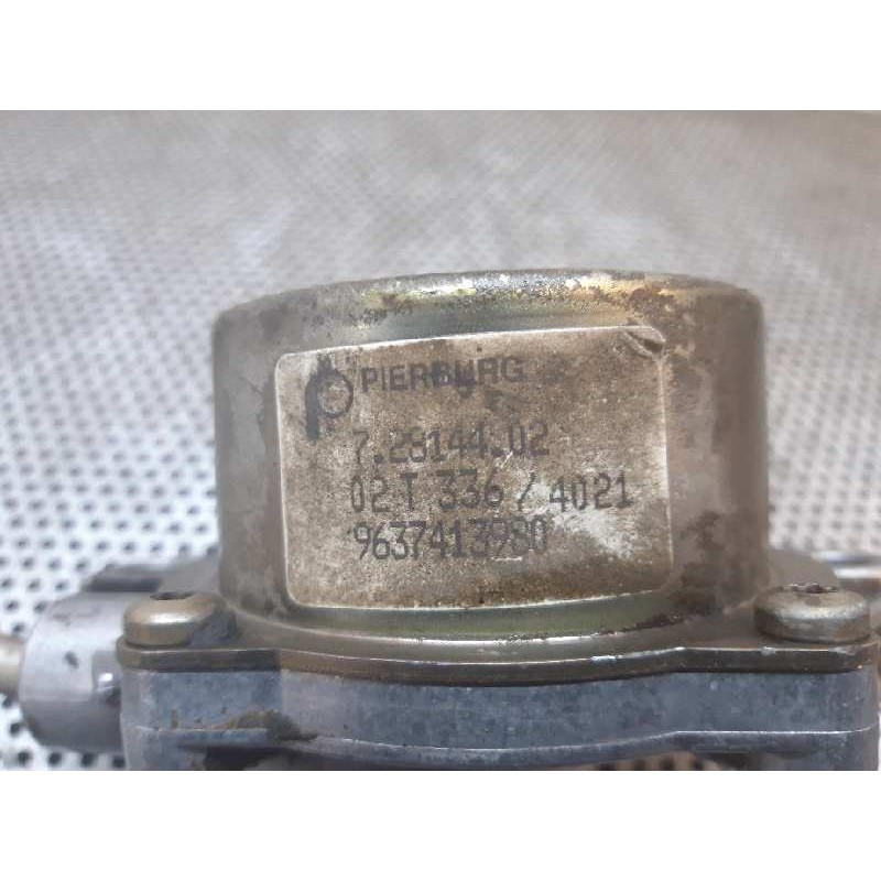 Recambio de depresor freno / bomba vacio para peugeot 206 berlina 1.4 hdi referencia OEM IAM 9637413980  PIERBURG - Gris 5