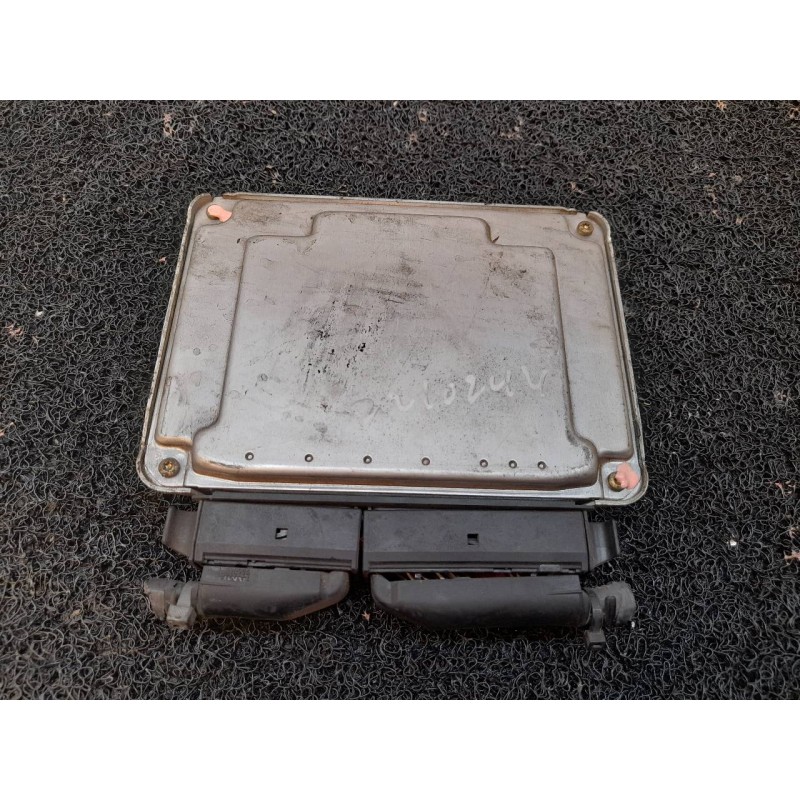 Recambio de centralita motor uce para seat alhambra (7v9) signo referencia OEM IAM 0281011144 038906019LQ BOSCH 3