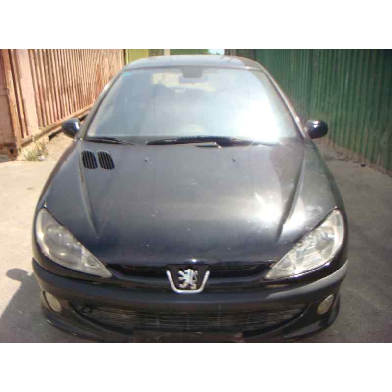 peugeot 206 berlina del año 2002
