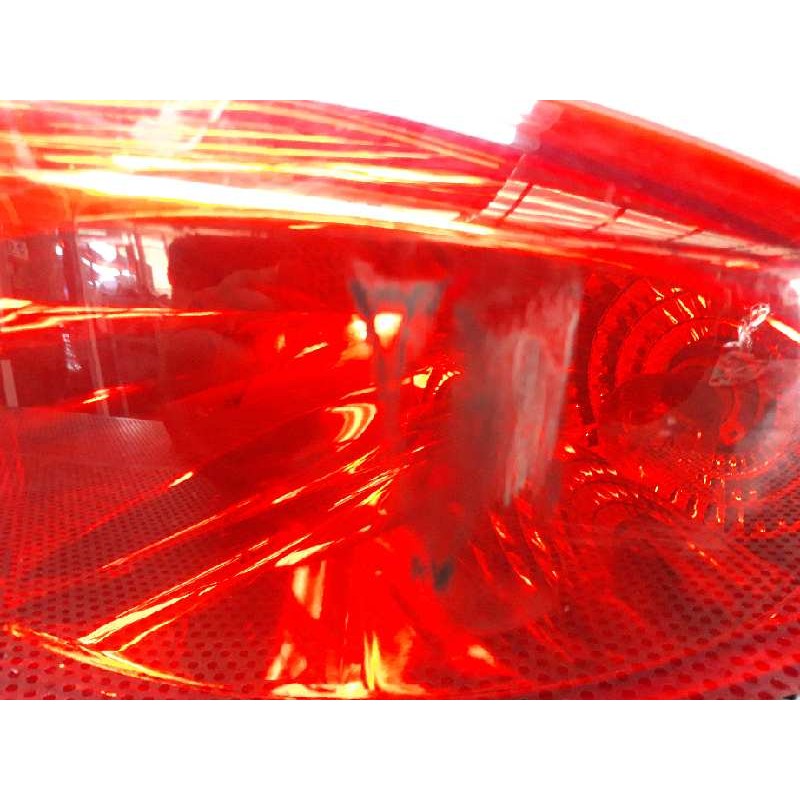 Recambio de piloto trasero derecho para daewoo lacetti cdx referencia OEM IAM - Verde 3
