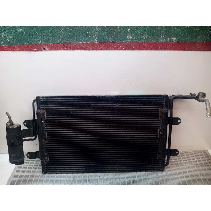 Recambio de condensador / radiador aire acondicionado para volkswagen golf iv berlina (1j1) 1.6 referencia OEM IAM 1J0820411B  