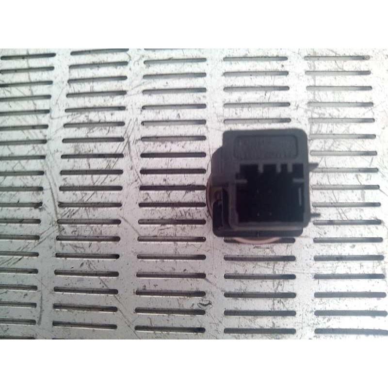 Recambio de warning para citroën berlingo 1.9 diesel referencia OEM IAM 9644845777 - Blanco 2