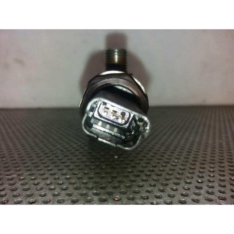 Recambio de rampa inyectora para ford focus lim. (cb4) titanium referencia OEM IAM 9654592680 - Blanco 5