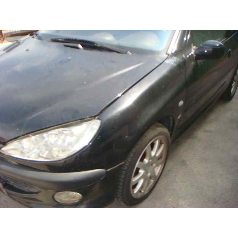 peugeot 206 berlina del año 2002
