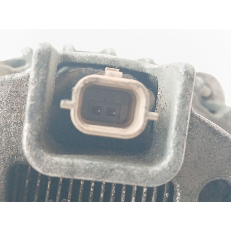 Recambio de alternador para renault master kipper l3h1 3,5t referencia OEM IAM 231001822R - Blanco 3
