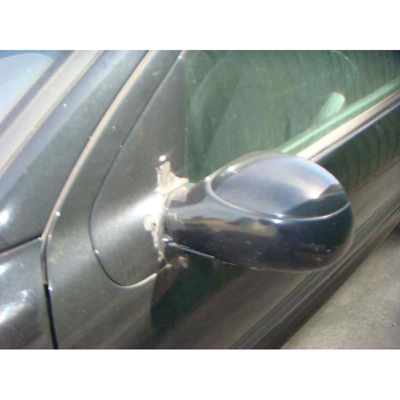 peugeot 206 berlina del año 2002