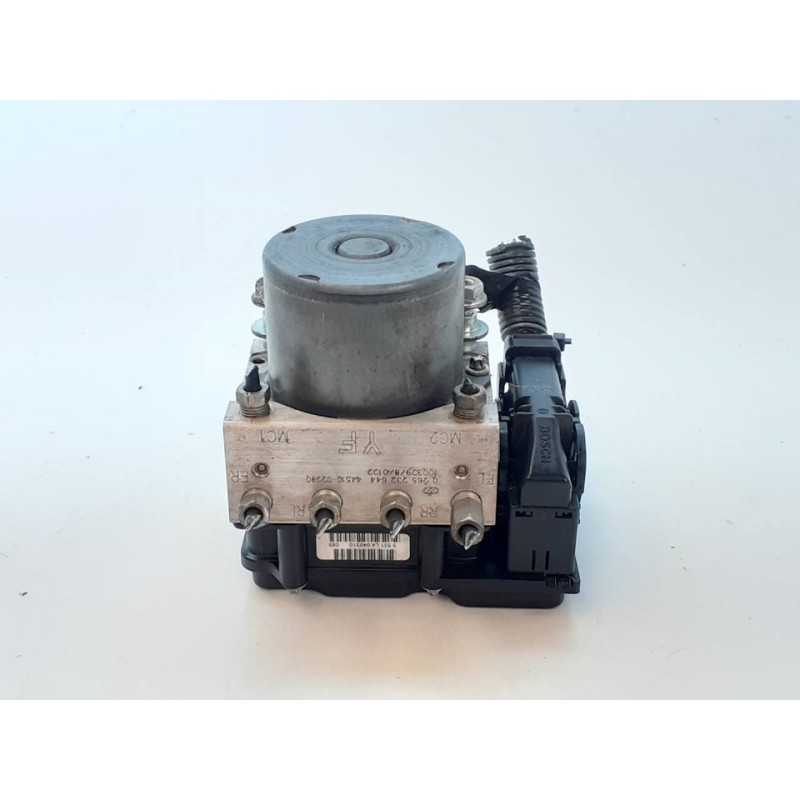 Recambio de abs para toyota auris active referencia OEM IAM 0265232644 4451002280 