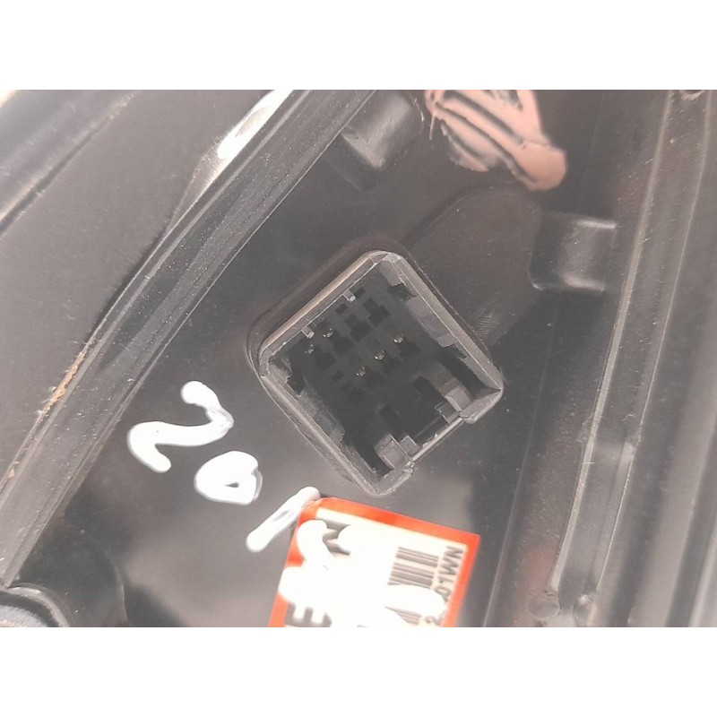 Recambio de retrovisor derecho para hyundai santa fe (sm) 2.0 gls crdi 4x4 referencia OEM IAM 4