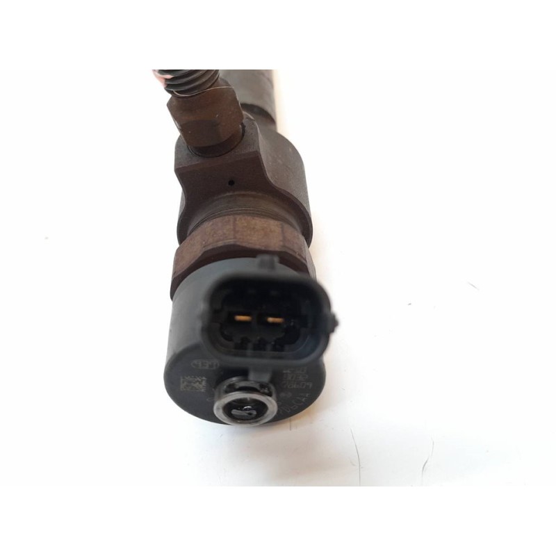 Recambio de inyector para fiat bravo (198) 1.9 emotion multijet referencia OEM IAM 0445110276  BOSCH 2