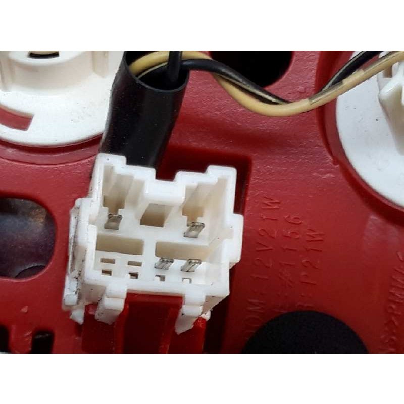 Recambio de piloto trasero izquierdo para daewoo lacetti cdx referencia OEM IAM - Verde 2