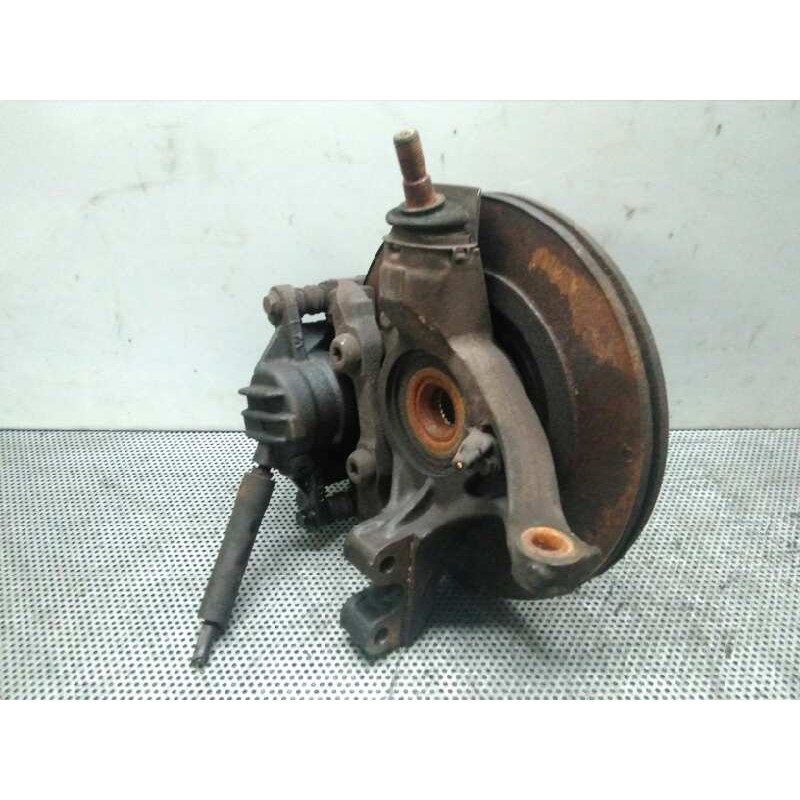 Recambio de mangueta delantera izquierda para citroën c4 berlina 1.4 16v referencia OEM IAM 3